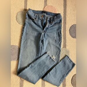 J Crew Mercantile Jeans - Women's Size 26 - Light Wash - Raw hem